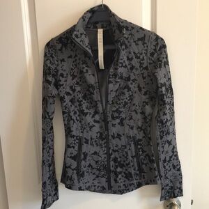 Lululemon Floral Patterned Defined Jacket size 2